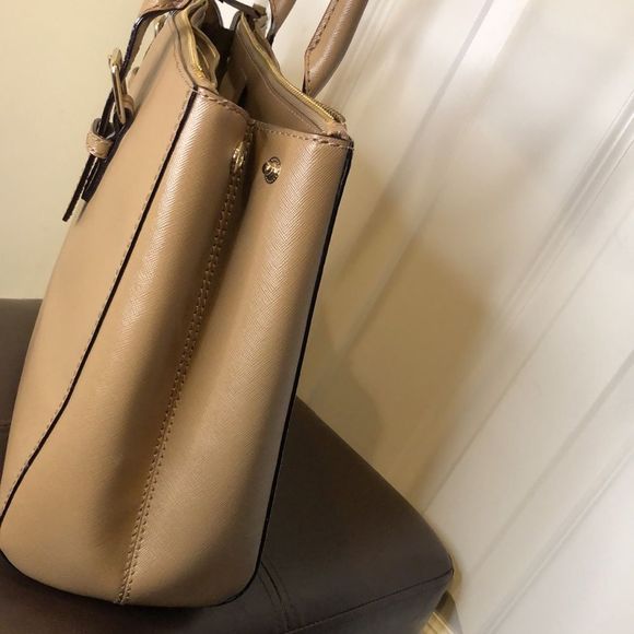 KATE SPADE Tan Leather Two Handle Triple Compartment Expanding Shoulder Bag - Picture 5 of 16